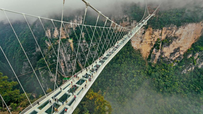 Glasbrücke Zhangjiajie, Provinz Hunan, Volksrepublik China