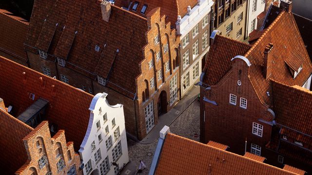 Vogelperspektive auf Giebelhäuser, Große Petersgrube, Lübeck, Schleswig-Holstein