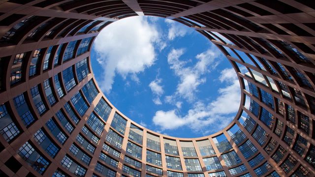 Vue du ciel depuis le bâtiment Louise-Weiss, le Parlement européen de Strasbourg, France