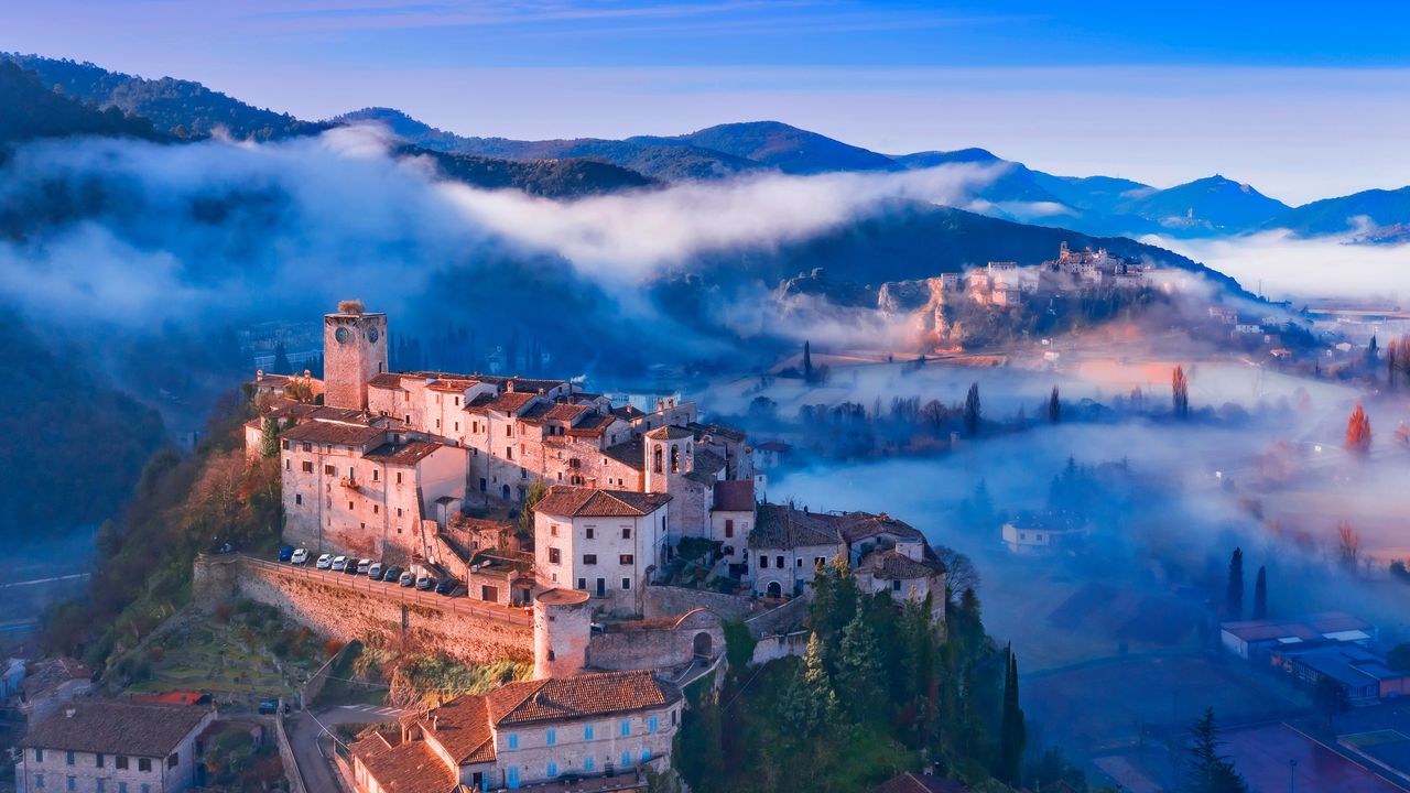 Das Dorf Arrone in Umbrien, Italien