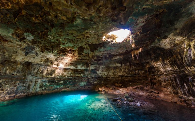 Swimming Holes Windows 10 Theme