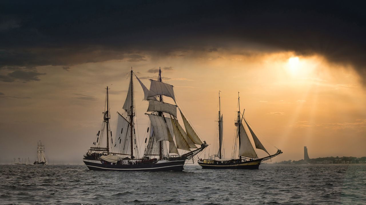 Windjammerparade zur Kieler Woche in Kiel, Schleswig-Holstein