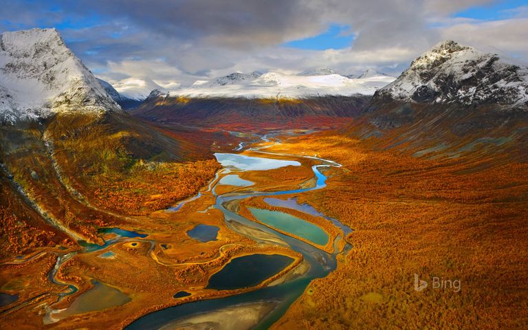 Bing Fall Colors Windows 10 Theme | Free Wallpaper Themes