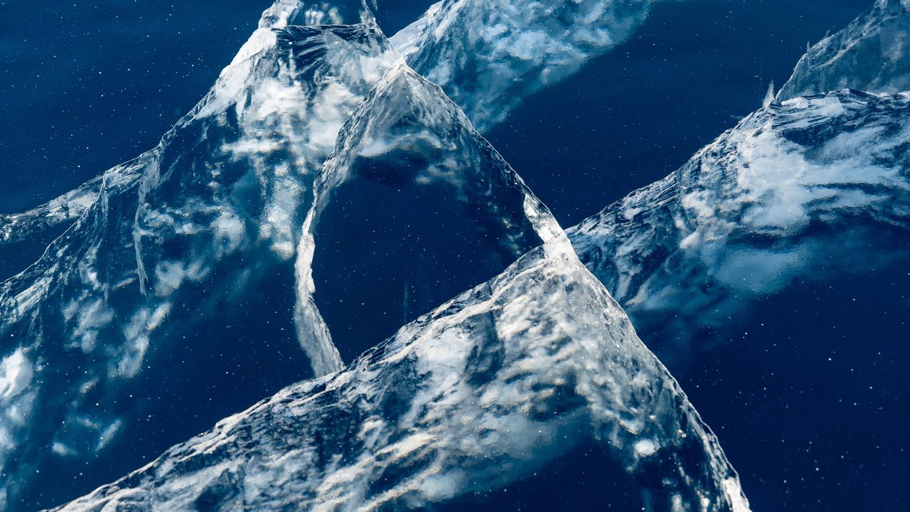 Cracked Ice, Lake Khövsgöl
