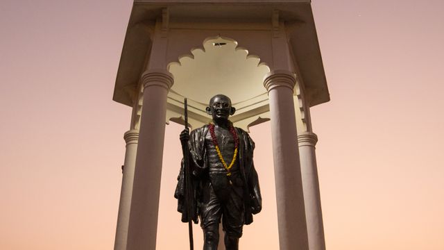 The biggest Mahatma Gandhi statue in Pondicherry