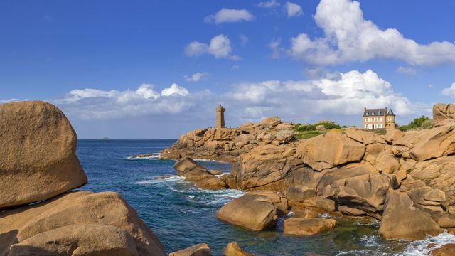 Faro de Ploumanac'h, Costas de Armor, Francia
