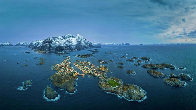 「ヘニングスヴァール村スタジアム」ノルウェー, ヌールラン県