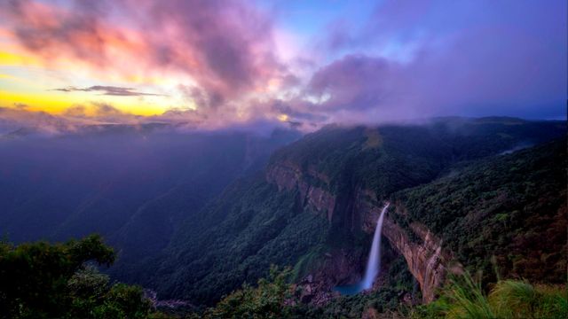 Nohkalikai waterfall, near Sohra, Meghalaya