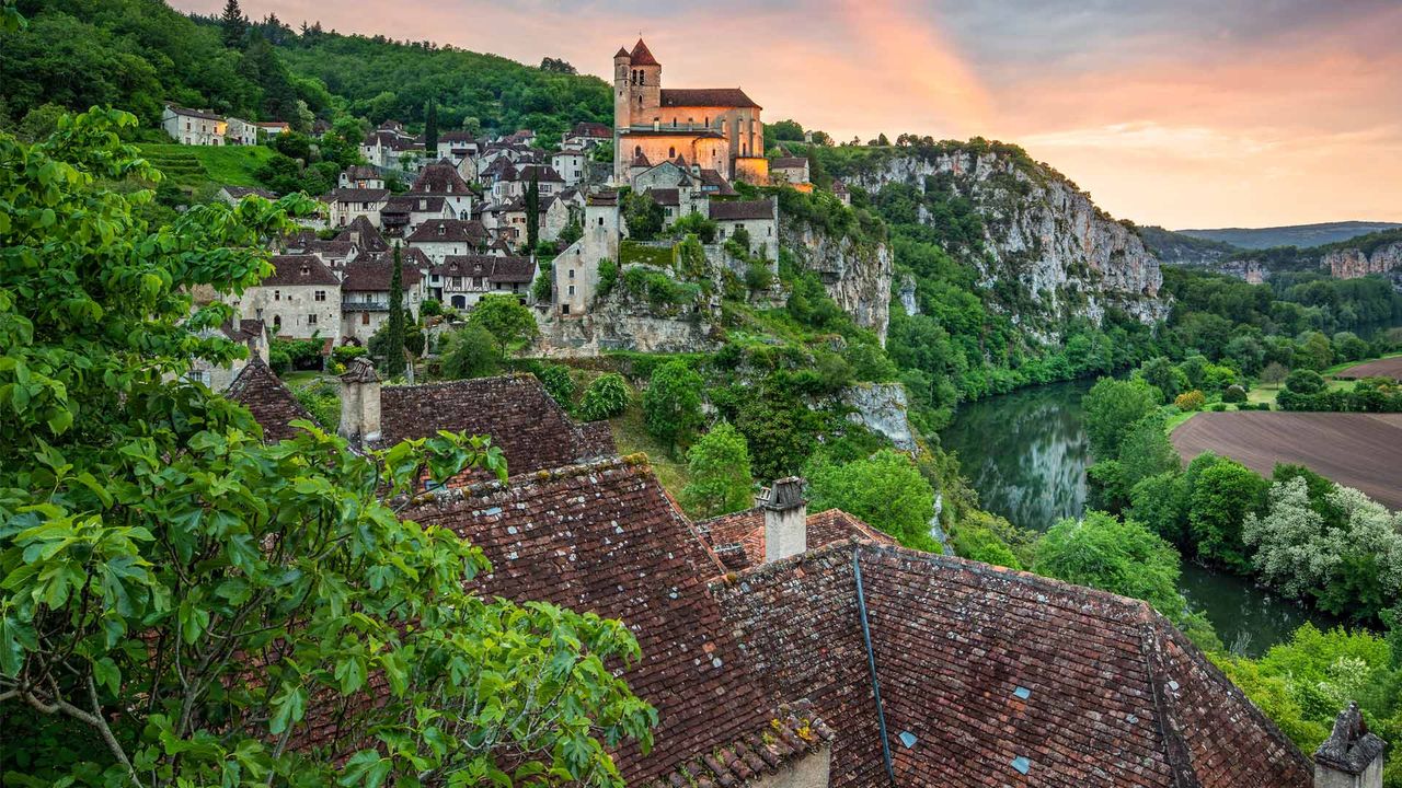Saint-Cirq-Lapopie, Département Lot, Region Okzitanien, Frankreich