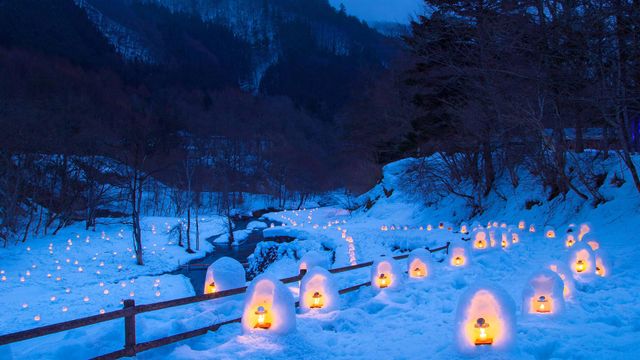 汤西川温泉雪屋祭,日本栃木县