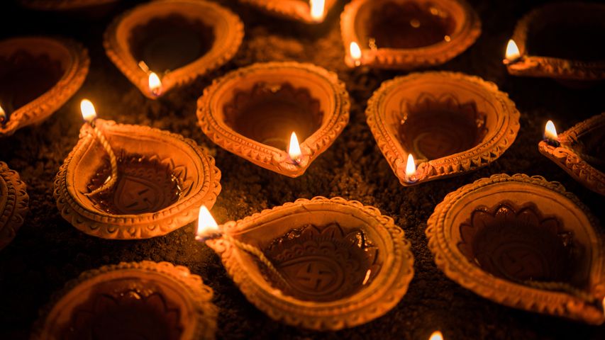 Oil lamps on the occasion of Diwali