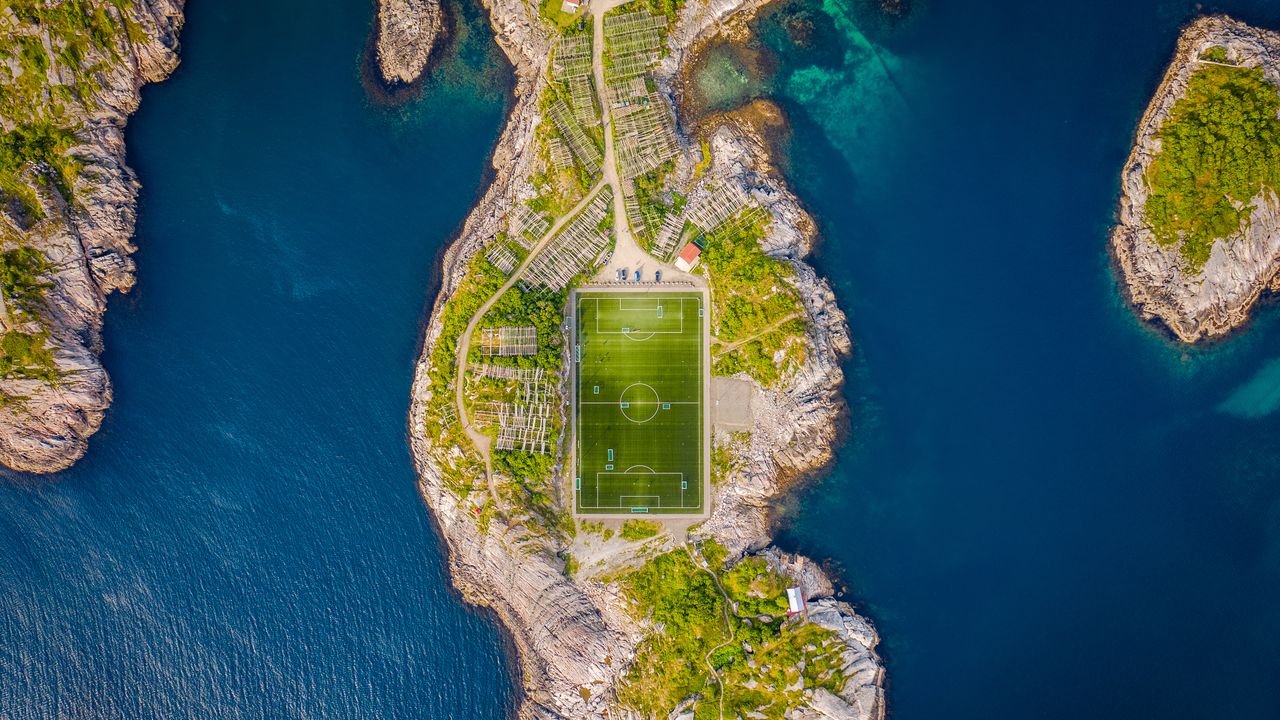 Henningsvær Stadium, Norway