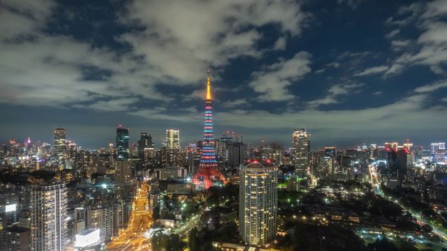 ライトアップされた夜の東京タワー, 東京