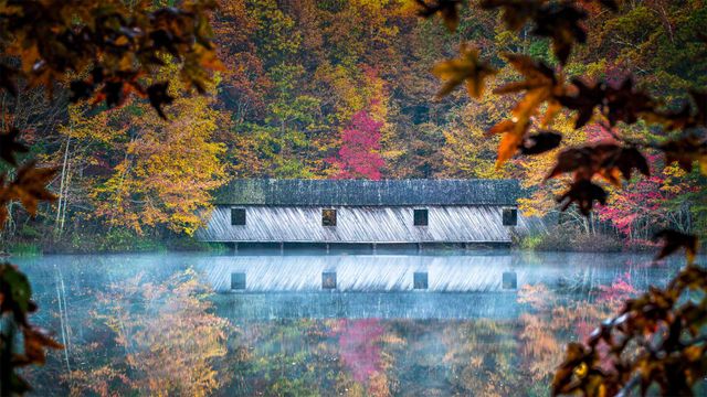 「カンブロン屋根付橋」米国アラバマ州, ハンツビル