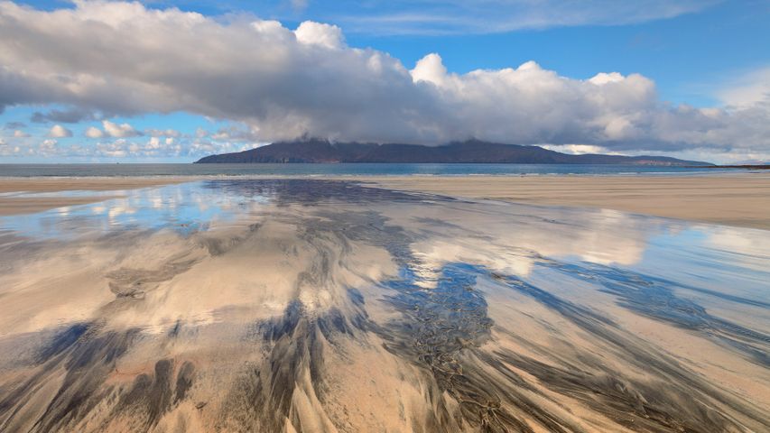 The sound of sand