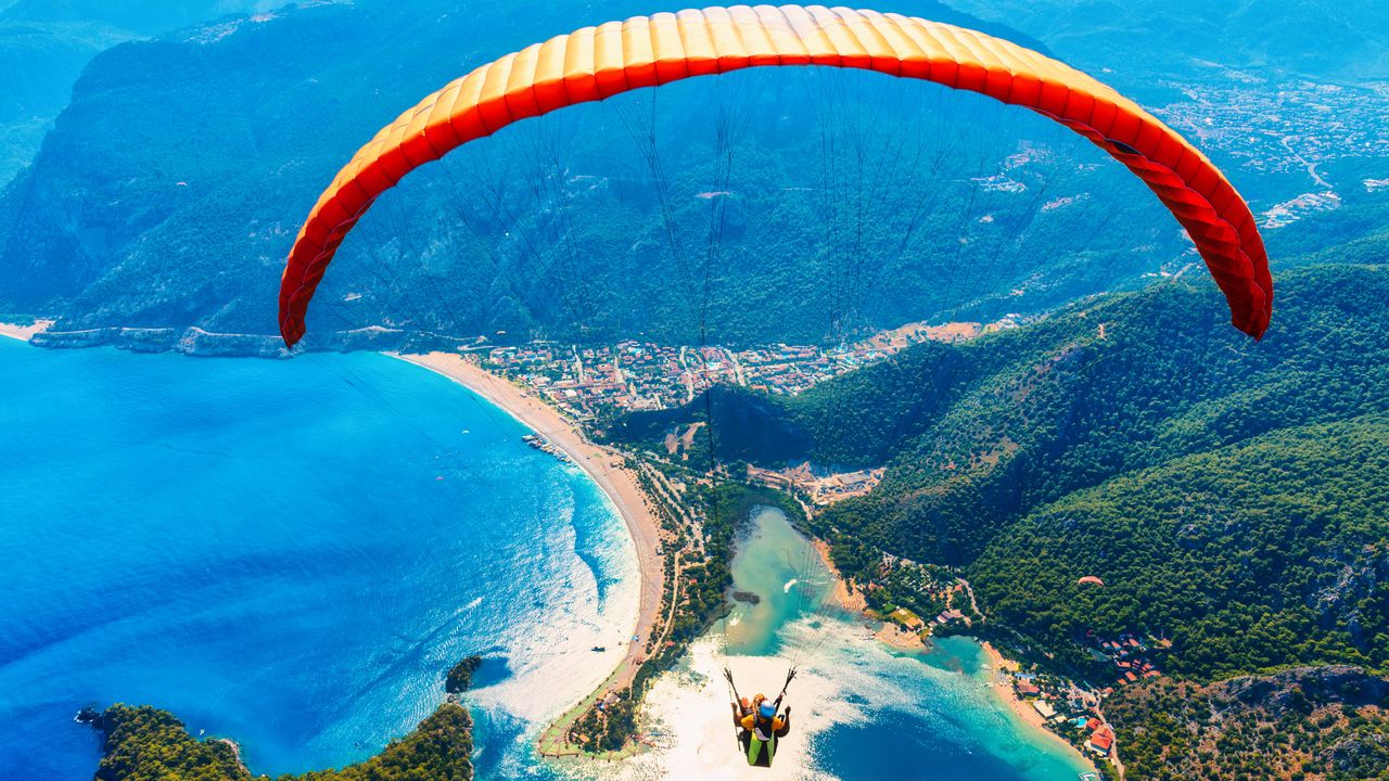 Over Ölüdeniz