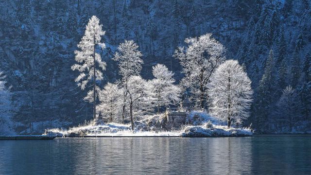 Die Insel Christlieger im Königssee, Bayern